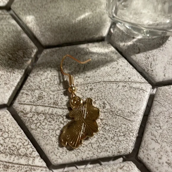 Dangling Cow Earrings - Picture 3 of 3